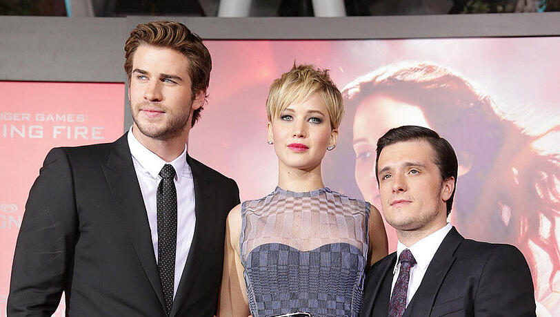 Drei Stars für ein Halleluja: Liam Hemsworth, Jennifer Lawrence und Josh Hutcherson (v.l.) beehren "Wetten, dass..?" Drei Stars für ein Halleluja: Liam Hemsworth, Jennifer Lawrence und Josh Hutcherson (v.l.) beehren "Wetten, dass..?"