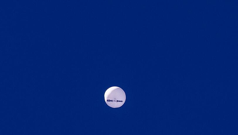  Kritik an Biden &uuml;ber Umgang mit Ballon-Aff&auml;re rei&szlig;t nicht ab 