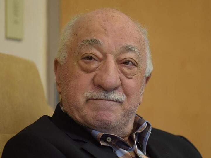 Die türkische Regierung macht Gülen - der im Exil in den USA lebt - für den Putschversuch vom Juli 2016 verantwortlich.