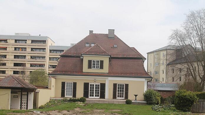 Manche erinnert sie an ein Puppenhaus: Die Villa der Künstlerin Dorle Sturm in der Nähe der Meyer-Mühle an der Papiererstraße.