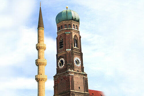 Noch eine Vision: Frauenkirche und Minarett nebeneinander.