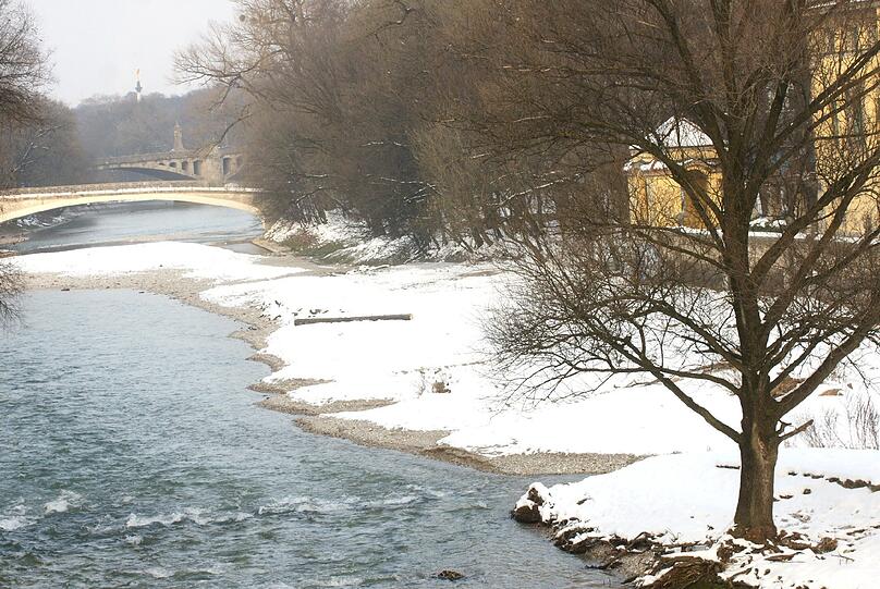 So schön ist die Landeshauptstadt im Winter.