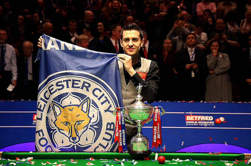 Nur zehn Minuten nach dem Titelgewinn der Fußballer wird der Snooker-Profi Marc Selby aus Leicester Weltmeister.