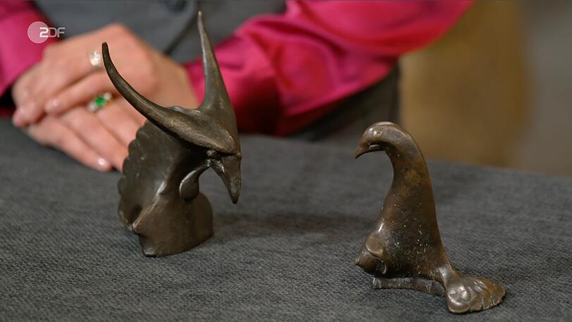 Kleine Bronze-Mischwesen des Künstlers Gernot Rumpf datierte Bianca Berding von 1965 bis 1983. Kleine Bronze-Mischwesen des Künstlers Gernot Rumpf datierte Bianca Berding von 1965 bis 1983.