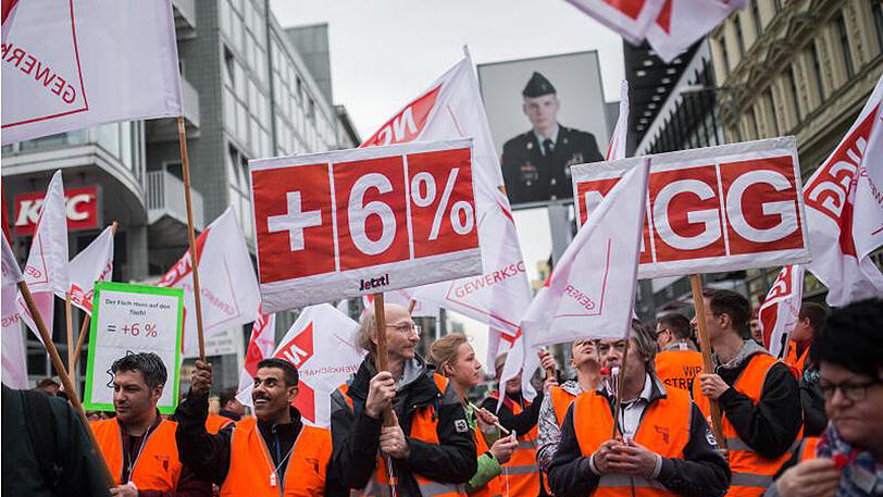 Die Gewerkschaft verlangt unter anderem für die unteren Lohngruppen einen deutlichen Abstand zum Mindestlohn.