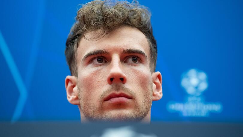 Leon Goretzka vom FC Bayern München hat sich in einem Interview kritisch gegenüber der AfD geäußert. Leon Goretzka vom FC Bayern München hat sich in einem Interview kritisch gegenüber der AfD geäußert.