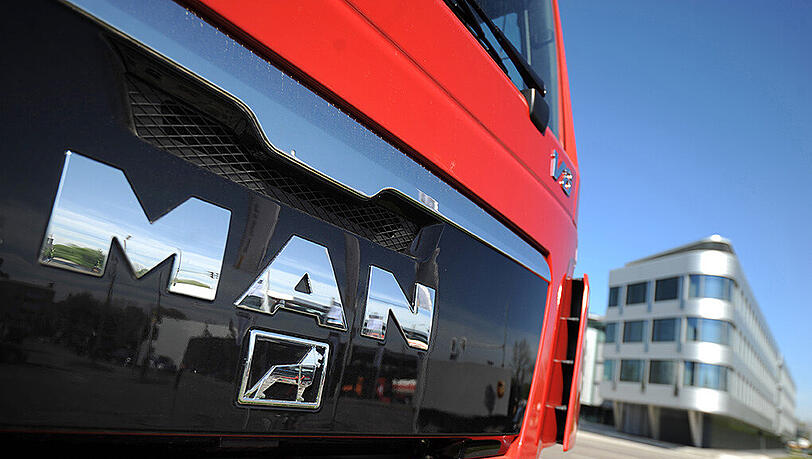 MAN hatte im März angekündigt, ein bestehendes Sparprogramm in der Lkw-Sparte zu verschärfen und auf den gesamten Konzern auszudehnen. MAN hatte im März angekündigt, ein bestehendes Sparprogramm in der Lkw-Sparte zu verschärfen und auf den gesamten Konzern auszudehnen.