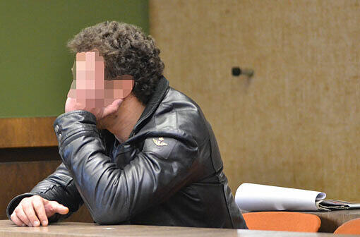 Der Angeklagte Mirko L. (30) vor dem Amtsgericht.