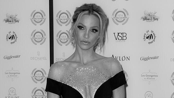 Sarah Harding ist im Alter von 39 Jahren an Brustkrebs gestorben. Wie ihre Mutter mitteilte, ist die "Girls Aloud"-Sängerin am 5. September friedlich eingeschlafen.