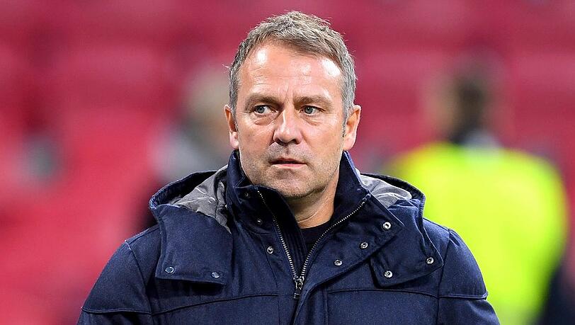 Seit 2021 ist Hansi Flick Bundestrainer der deutschen Fußballnationalmannschaft. Seit 2021 ist Hansi Flick Bundestrainer der deutschen Fußballnationalmannschaft.