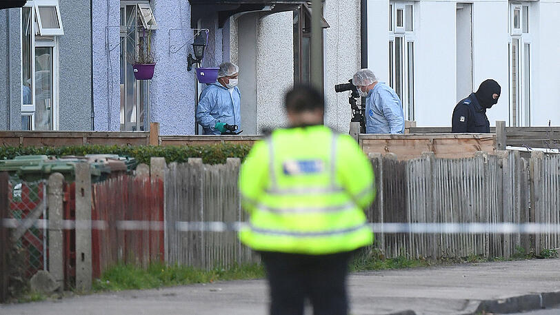 Die Polizei durchsuchte ein Wohnhaus in London.
