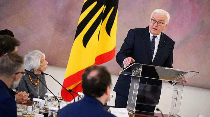 Bundespräsident Frank-Walter Steinmeier hatte Juden und Muslime, Israelis und Palästinenser ins Schloss Bellevue eingeladen.