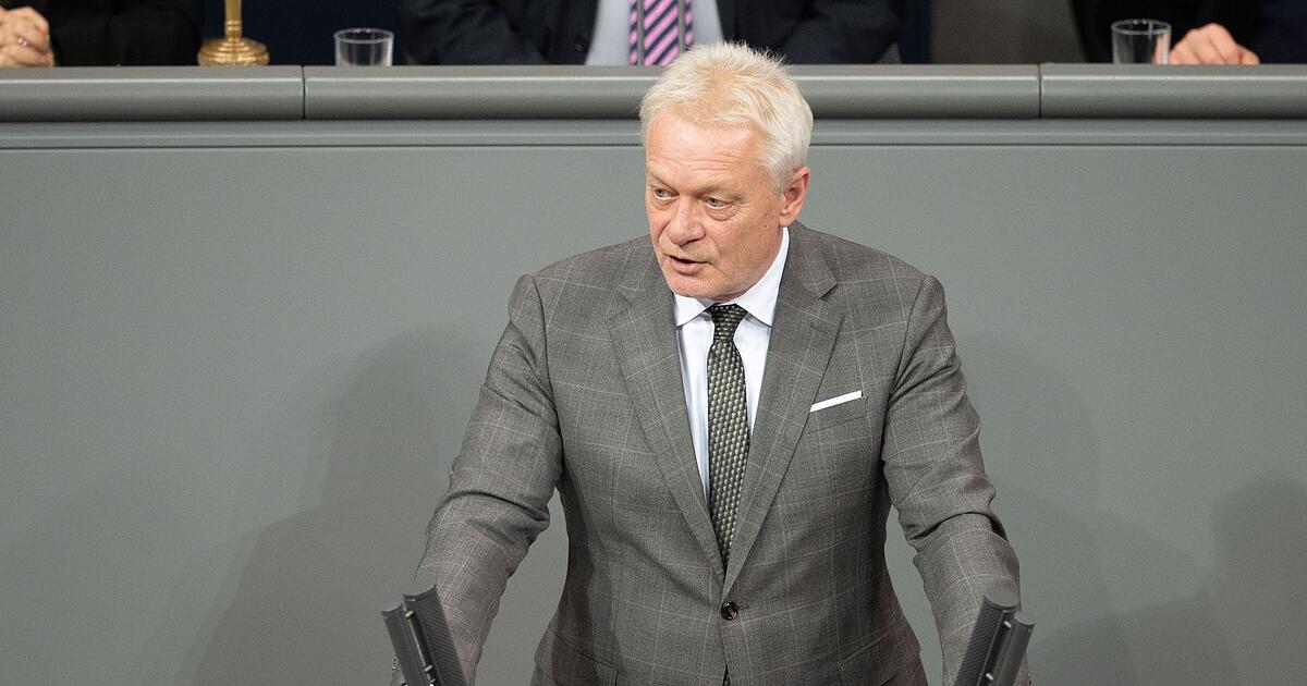 Minister-Rainer-Landwirtschaft-in-Krisenszenarien-mitdenken