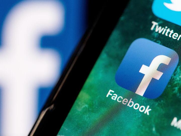 Facebook steigt ins Geschäft mit der Partnersuche in den USA ein.