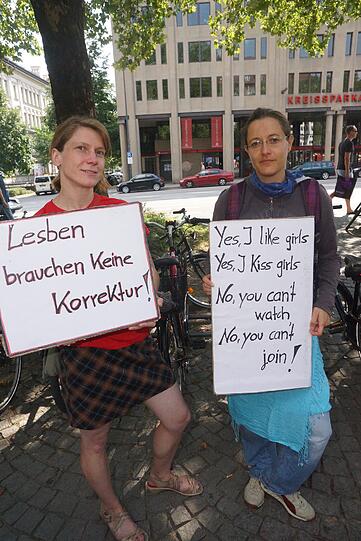 Beim Slutwalk wird in München und vielen anderen Städten gegen sexuelle Unterdrückung demonstriert: Hier die Bilder vom Sendlinger Tor.