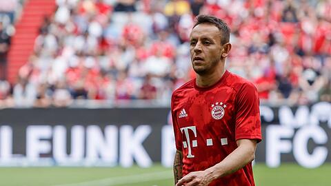 Rafinha verlässt den FC Bayern in diesem Sommer.