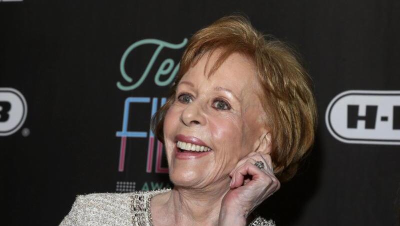 Carol Burnett (2016). Carol Burnett (2016).