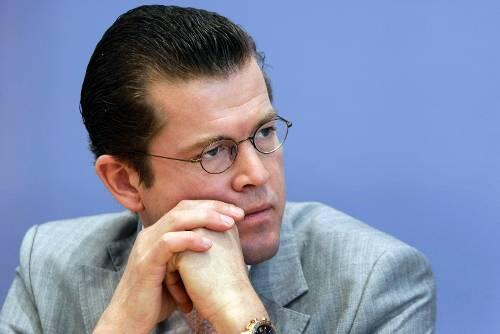 Der 36-jährige Adelige ist der neue CSU-General: Karl-Theodor zu Guttenberg.