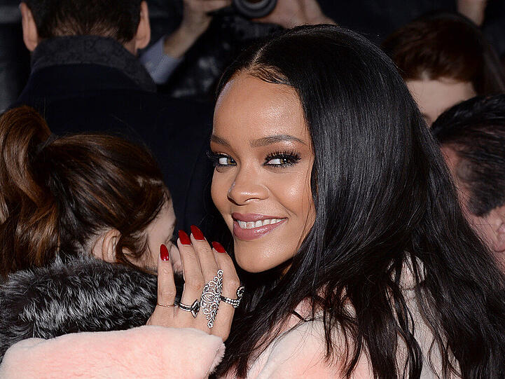 Rihanna wird offensichtlich für Christian Dior werben