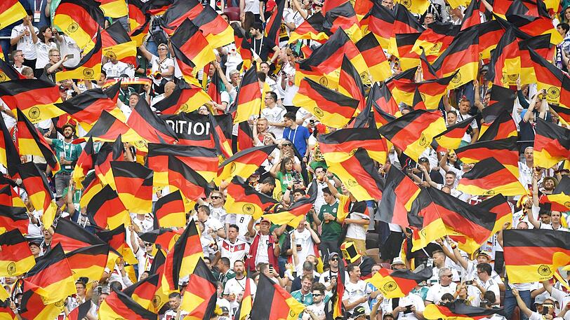 Stimmungsvoll: die deutschen Fans bei der Fußball-WM 2018.