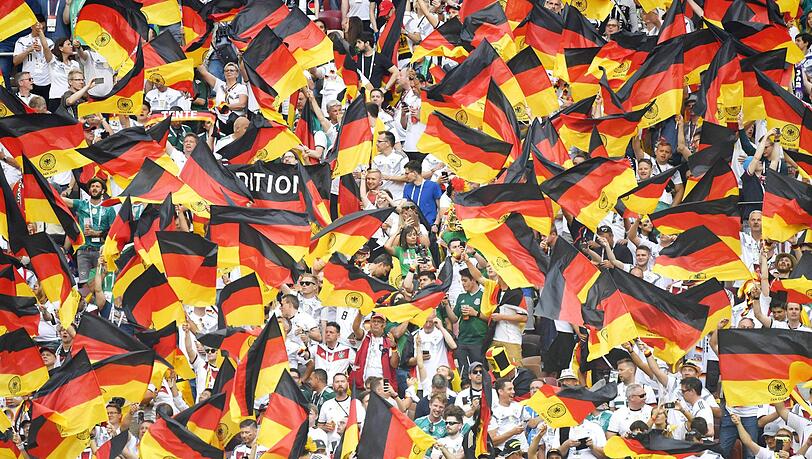 Stimmungsvoll: die deutschen Fans bei der Fußball-WM 2018. Stimmungsvoll: die deutschen Fans bei der Fußball-WM 2018.
