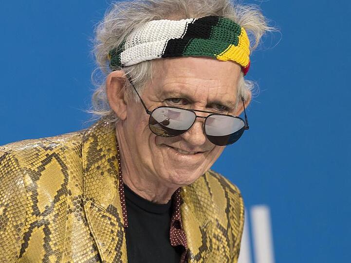 Rock-Legende Keith Richards von den "Rolling Stones" ist mittlerweile 76 und denkt noch lange nicht an den Ruhestand. In Zeiten moderner Informations-Hysterie kann der rüstige Rocker als ermutigendes Beispiel dienen.