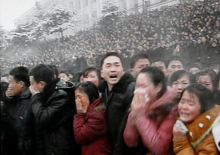 ... kamen hundertausende Menschen um Kim Jong Il zu verabschieden.