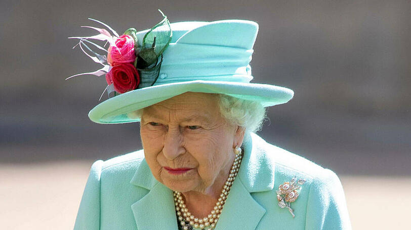 Queen Elizabeth II. ohne Prinz Philip