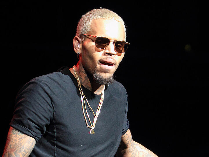 Chris Brown ist vorzeitig aus der Haftentlassen worden