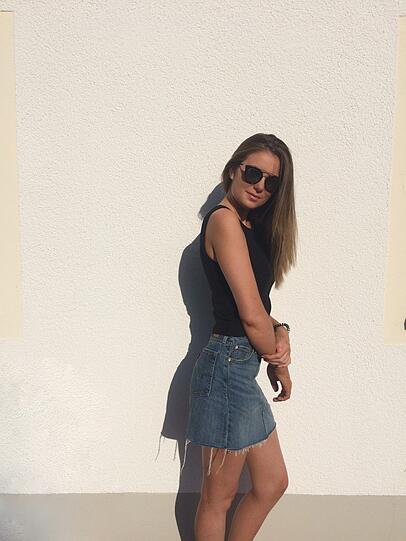 Sophie (22)