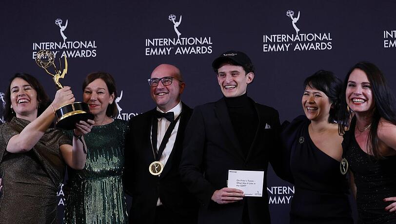 Die Macher von "Auf Fritzis Spuren - Wie war das so in der DDR?" räumen bei den International Emmy Awards ab.