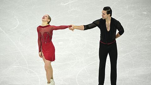 Starke Vorstellung: Minerva Hase und Nikita Volodin liegen nach dem Kurzprogramm in F&uuml;hrung.