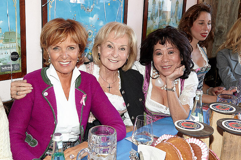 Die Bilder vom Estée Lauder Ladies Lunch im Käfer Zelt.