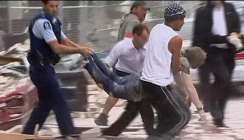 Ein Erdbeben der Stärke 6,3 hat in der neuseeländischen Metropole Christchurch mindestens 65 Menschen das Leben gekostet und schwere Zerstörungen angerichtet. Die Bilder von der schrecklichen Katastrophe.