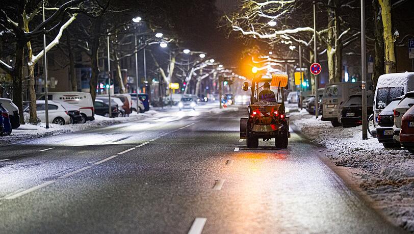 Am Morgen waren R&auml;umfahrzeuge unterwegs.