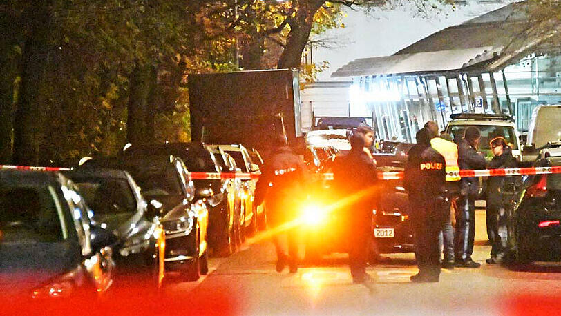 Am Dienstagabend kam es in der Hochstraße in der Au nach einem Raubüberfall zu einem Polizeieinsatz.