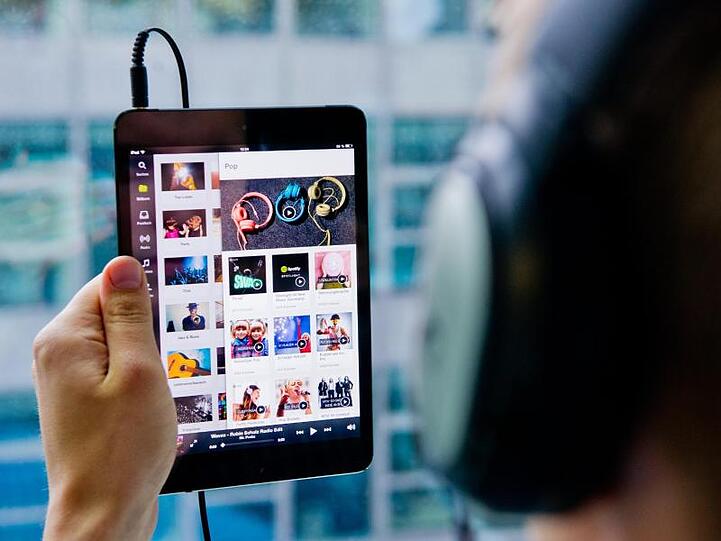 Jeder zweite Musikkonsument in Deutschland nutzt inzwischen Streaming-Angebote.