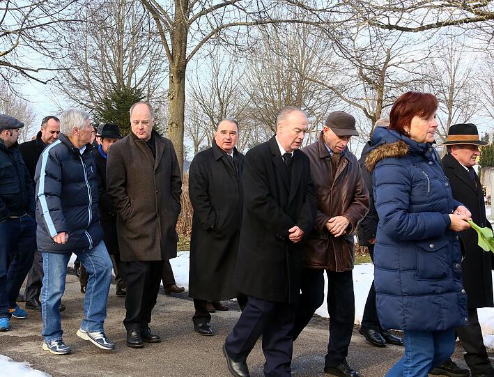 Die Löwen trauern um Manni Wagner: Bilder von der Beerdigung.