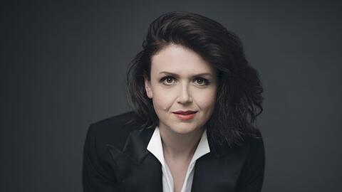 Die Dirigentin und Chorleiterin Johanna Soller.