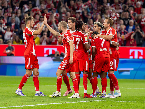 Die Bayern-Spieler um Konrad Laimer hatten vor dem Duell gegen Augsburg nicht viel Zeit für eine Vorbereitung.