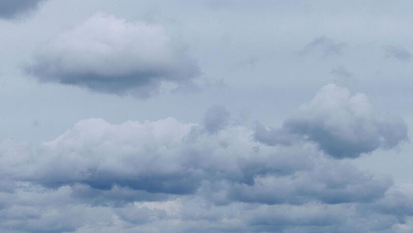 Launig zeigt sich das Wetter zum Start in die neue Woche - auf heiteres Wetter folgen am Montag vermehrt Wolken und Regenschauer. (Symbolbild) Launig zeigt sich das Wetter zum Start in die neue Woche - auf heiteres Wetter folgen am Montag vermehrt Wolken und Regenschauer. (Symbolbild)