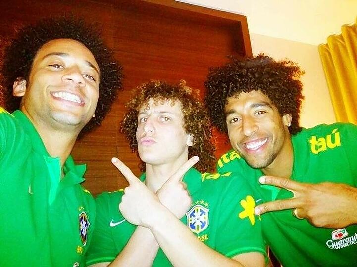 Haben viel Spaß: Dante (r.) mit den Nationalspielern David Luiz und Marcelo (l.).