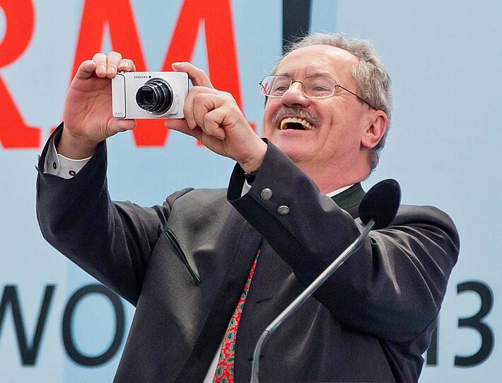 Die Art zu sprechen ist das Markenzeichen von Christian Ude (SPD Bayern). Darin liegt für Experte Moesslang aber ein gewissen Risiko.