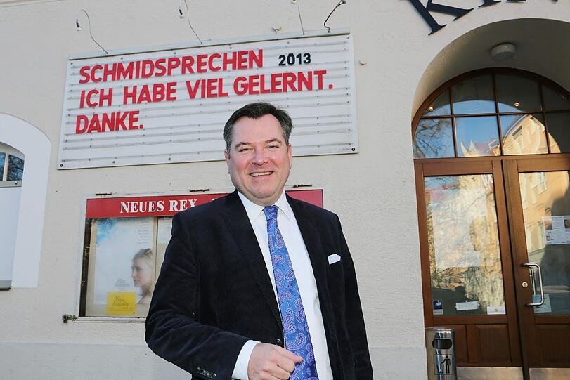 Danke sagt Josef Schmid den Münchnern: Ein Jahr lang ist er mit dem VW-Bus fürs &bdquo;Schmidsprechen&ldquo; durch die 25 Stadtteile getourt.