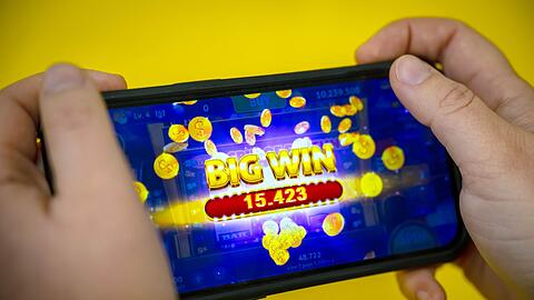 Seit 2021 k&ouml;nnen Online-Gl&uuml;cksspiele in Deutschland erlaubt werden. (Symbolbild)