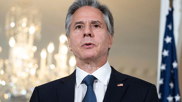 US-Außenminister Antony Blinken nennt Russlands Annexion ukrainischer Gebiete einen "betrügerischen Versuch", international anerkannte Grenzen zu ändern.