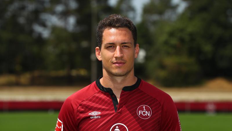 Georg Margreitter beim Fototermin des 1. FC Nürnberg für die Saison 2018/19. Foto: Daniel Karmann/Archiv Georg Margreitter beim Fototermin des 1. FC Nürnberg für die Saison 2018/19. Foto: Daniel Karmann/Archiv