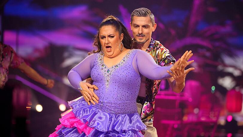 selfiesandra musste im Halbfinale die Show verlassen. selfiesandra musste im Halbfinale die Show verlassen.