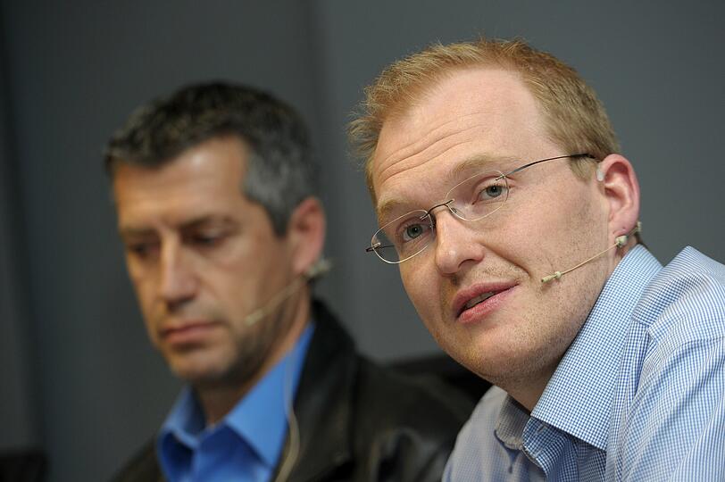 Robert Meister (50) und Gordon Hünies (34) sind zwei der zehn Mitarbeiter des Konzerns Areva, die sich während des Erdbebens im japanischen Atommeiler Fukushima aufgehalten hatten