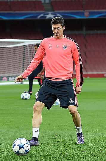 Die Bayern beim Abschlusstraining in London. Am Dienstag geht es im dritten Gruppenspiel der Champions League gegen den FC Arsenal. Klicken Sie sich durch die Bilder.